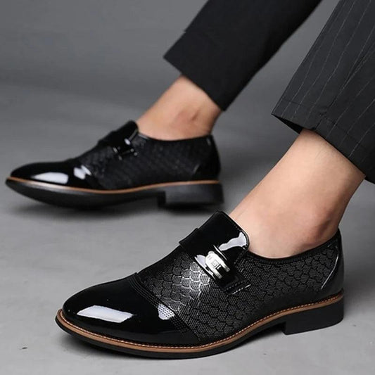 "Men's shoes Leather Embossing Classic Fashion Luxury men shoes Wear-resistant Non slip Mans footwear Anti-slip Black shoes - MANDOTOS"