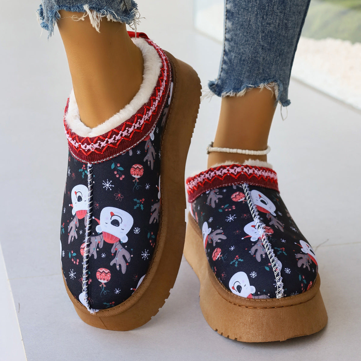 Women's Cartoon Christmas Print Ankle Boots Casual Slip On Plush Lined Home Shoes Comfortable Winter Short Boots - MANDOTOS