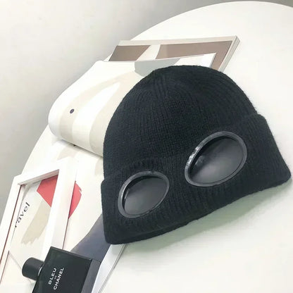 Brimless Hat With Goggles For Men And Women In Winter Hat Neutral Solid Color Skull Knitted Hat In Winter - MANDOTOS