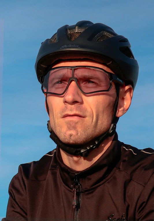 ROCKBROS Cycling Glasses Photochromic Polarized Lens Bike Glasses UV400 Protection Eyewear Sunglasses MTB Road Bicycle Goggles - MANDOTOS