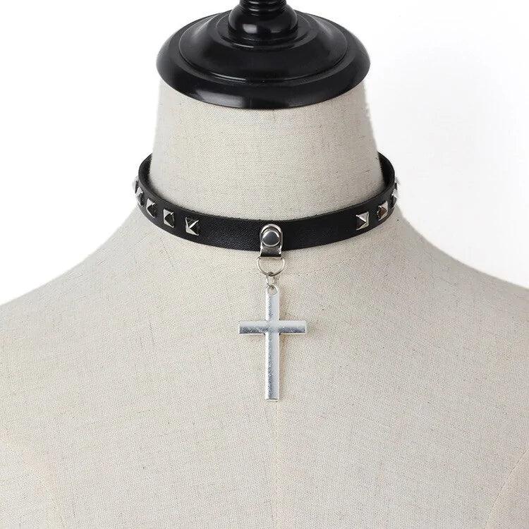 Harajuku Punk Cross Choker - MANDOTOS