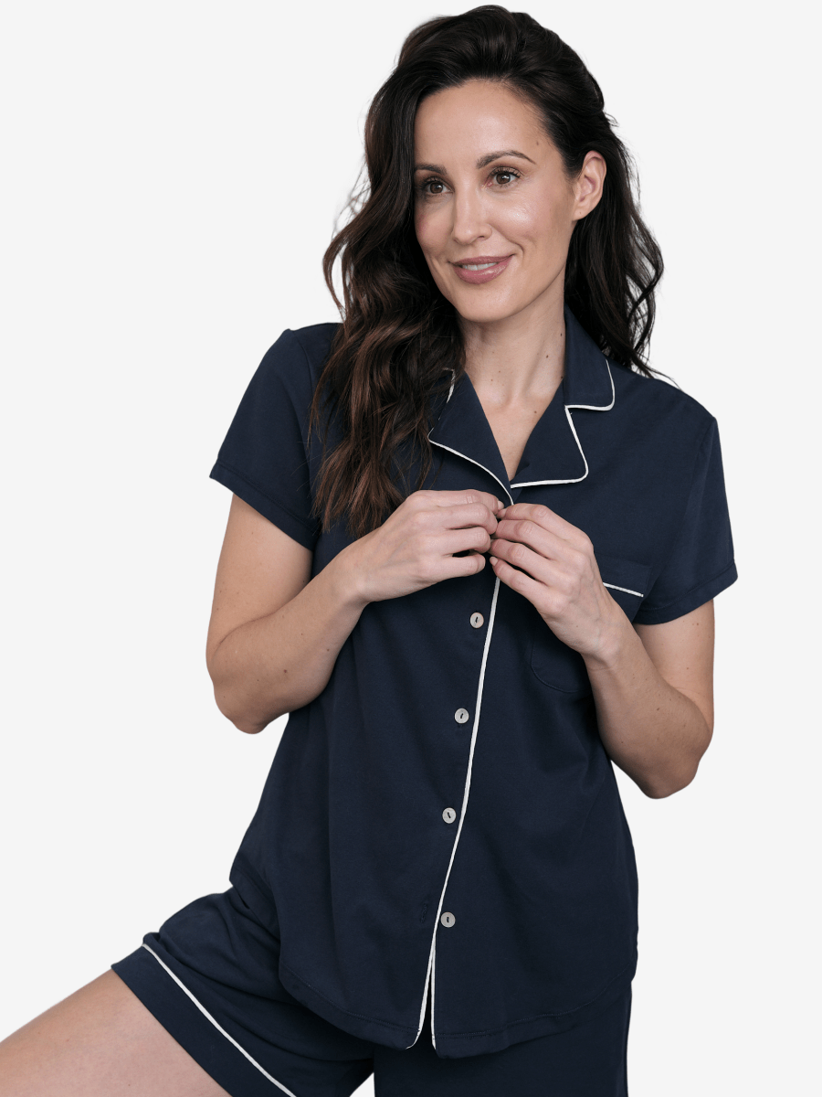 Lusome Sleep USA Donna short sleeve shirt in soft fabric, featuring a relaxed fit with a classic collar and button closure.