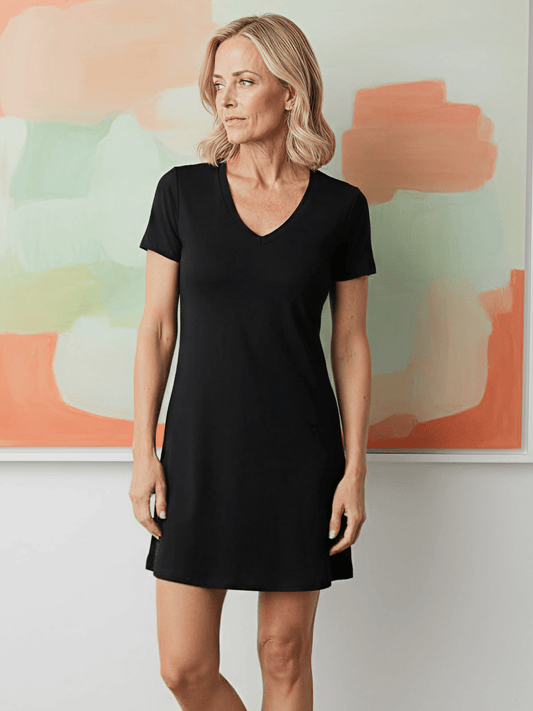 Lusome Sleep USA Eva sleepshirt, soft and comfortable women's sleepwear in light blue fabric with short sleeves and relaxed fit.
