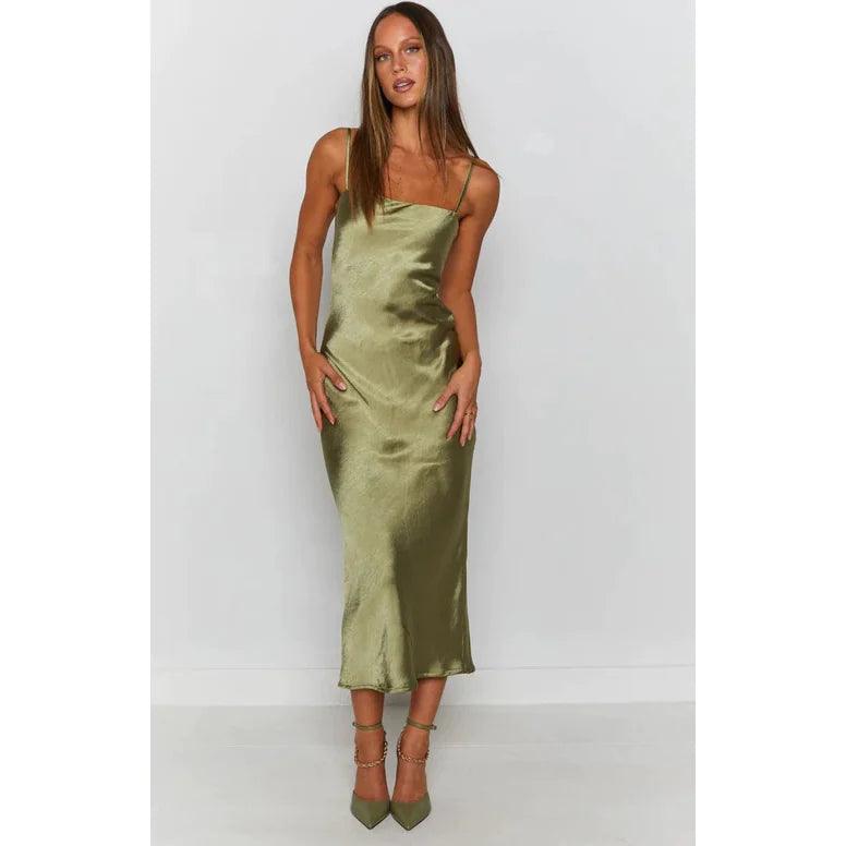 Luxurious Satin Soirée Gown - MANDOTOS