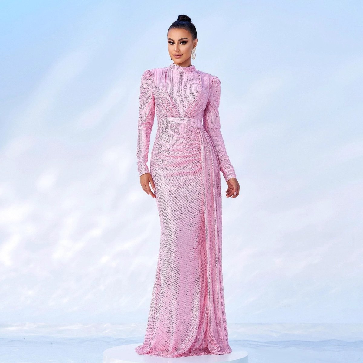 Mandotos long sleeve round neck sequined banquet dress, slim fit, elegant evening gown with shiny embellishments.