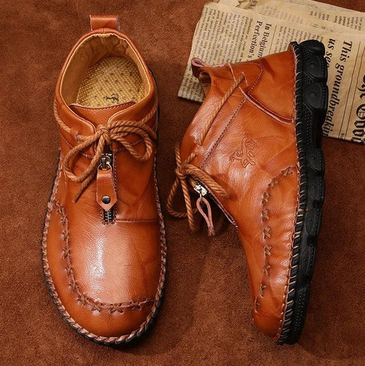 Mandotos men's leather British short boots with hand-stitched details, retro style, large size, durable leather construction.
