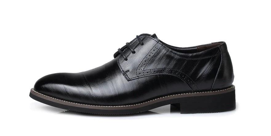 Mandotos men's leather dress shoes, casual and business style, in large size, featuring polished black leather and classic design.