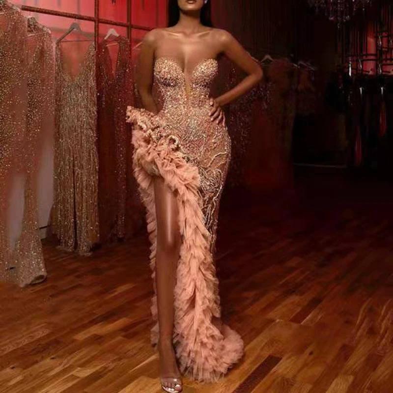 Mandotos sexy sequined tube top dress, form-fitting with shimmering sequins, sleeveless design perfect for evening wear.
