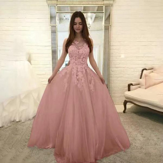 Mandotos sleeveless floral lace wedding dress with flower appliqués, featuring a romantic bridal gown design and elegant silhouette.