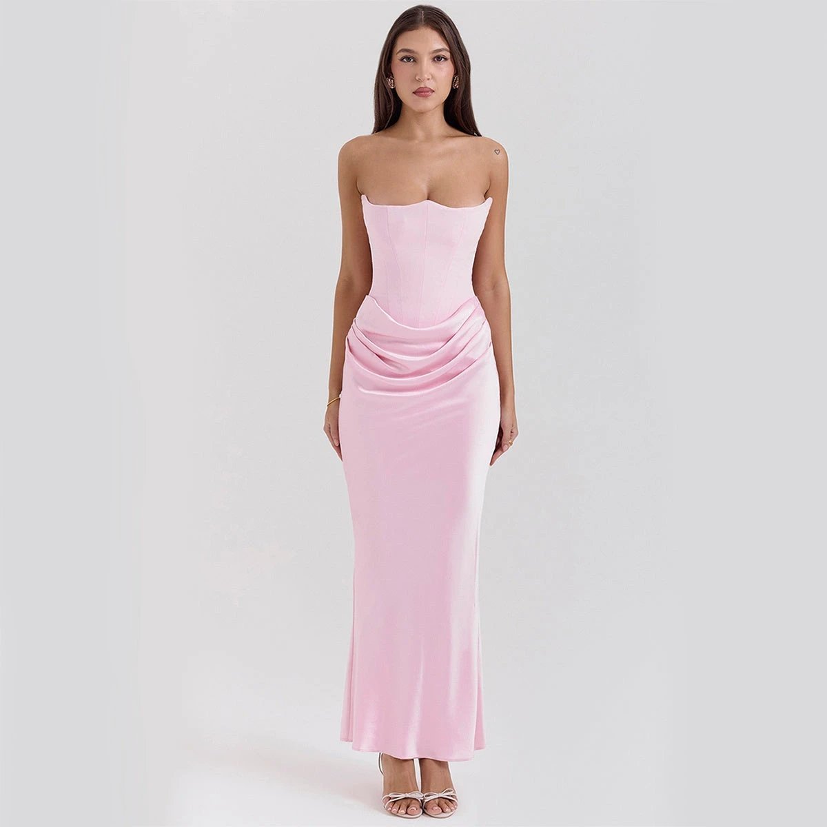 Mandotos slim tube top long dress for women, backless bandeau style, suitable for party and evening events.