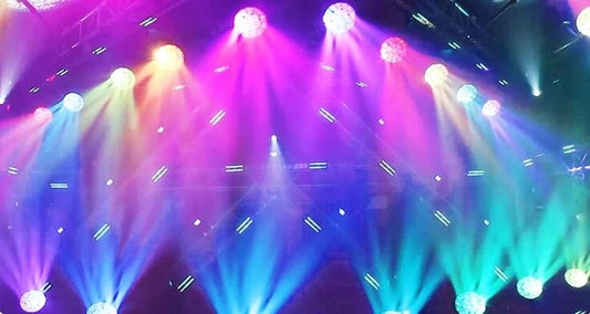 Mandotos 19x15W RGBW LED moving head light with DMX512 for stage lighting, featuring adjustable color and movement.