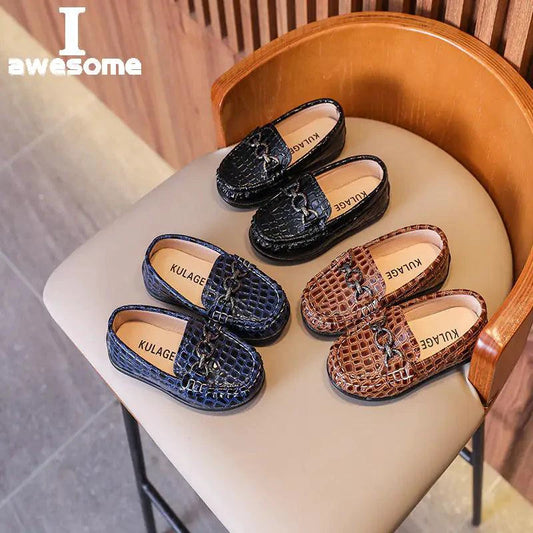 Cute toddler leather kicks from MANDOTOS with soft brown leather and white soles, perfect for little feet.