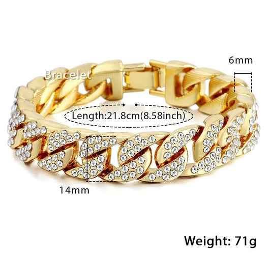 Mandotos Cuban Gold Curb Bracelet featuring thick gold links and secure clasp, close-up view highlighting craftsmanship.