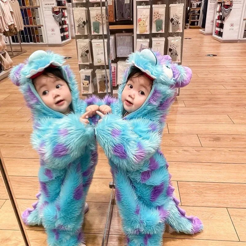 Cute MANDOTOS animal baby jumpsuit with hood and zipper, featuring adorable animal design and soft fabric for comfort.