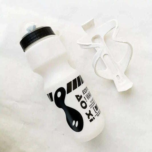Mandotos cyclist's hydration flask with ergonomic design and screw-top lid, ideal for staying hydrated during rides.