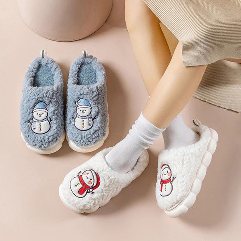Mandotos snowman slippers for winter, plush cozy couple home shoes with anti-slip soles for indoor wear.