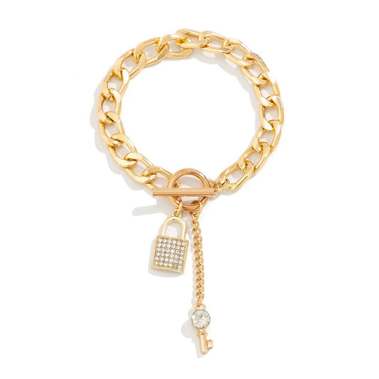 Mandotos thick chain lock and key pendant necklace, trendy fashion jewelry with bold metal chain and detailed pendant design.