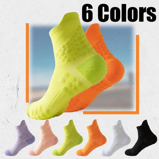 Mandotos TrailBliss women's crew socks, 6 pairs, cushioned, breathable, anti-odor, suitable for hiking, running, cycling, and fitness activities.