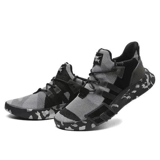 Mandotos Featherweight outdoor running shoes with breathable mesh upper and versatile design for active outdoor activities.
