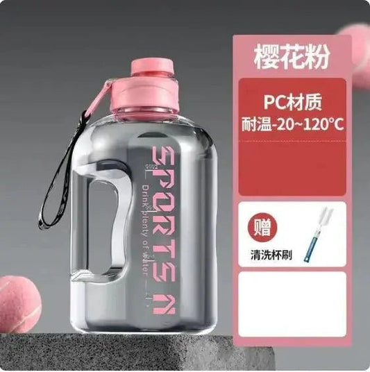 Mandotos HydroPro cycling water bottle, leakproof and lightweight, designed for gym workouts and on-the-go hydration.