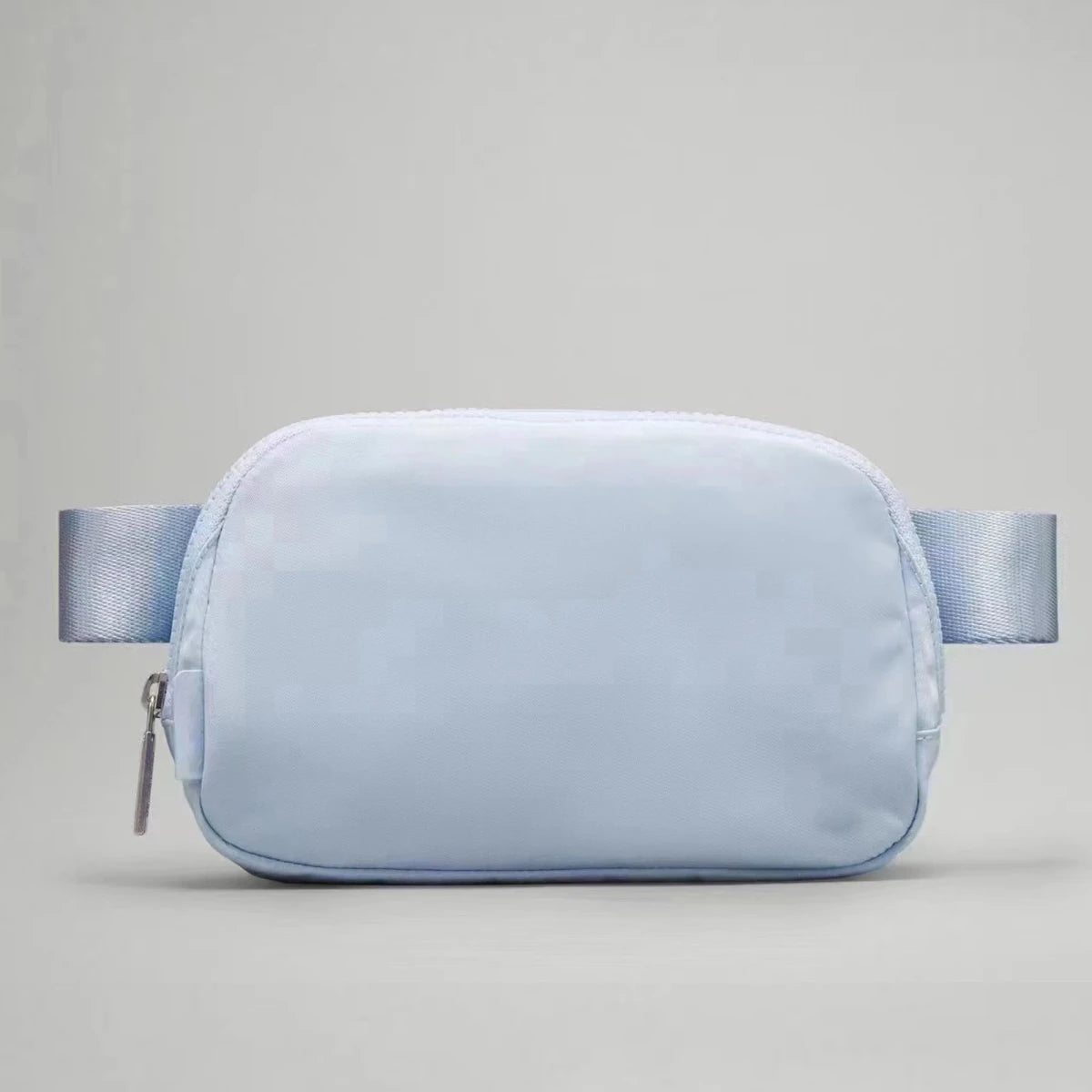 Mandotos International 1L breathable women's fanny pack for travel and outdoor use, featuring a lightweight, adjustable design.