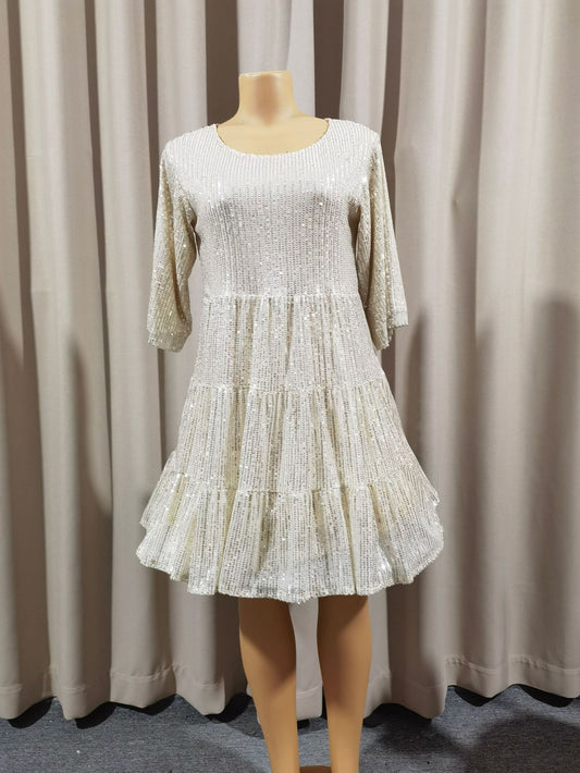 Mandotos International solid color sequined banquet dress with short sleeves and loose waist, suitable for European and US fashion trends.