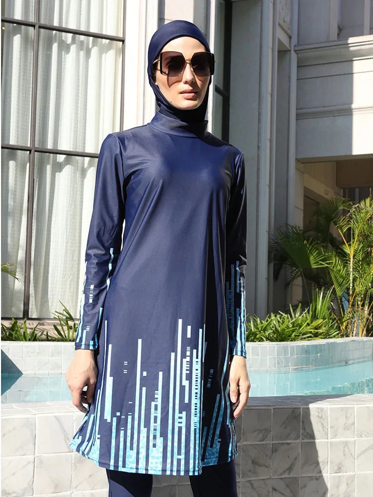 Mandotos International modest coverage Muslim burkini with full-coverage swimsuit, stylish and functional swimwear for middle-aged women.