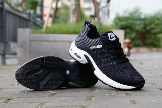 Mandotos men's casual outdoor shoes with breathable design and sturdy work shoe features for comfortable outdoor wear.