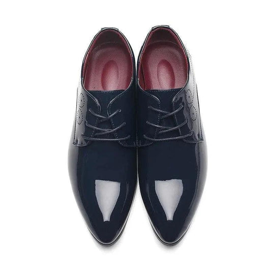 Mandotos men's leather business casual dress shoes with sleek design and polished finish, suitable for professional or smart casual wear.