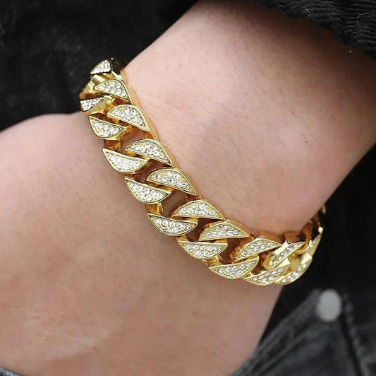 Men's luxe gold chain bracelet by MANDOTOS, featuring a polished gold-tone design with a secure clasp.