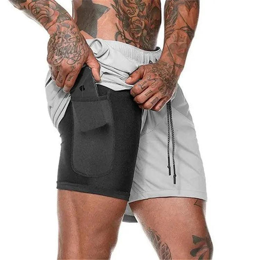 Mandotos pocket compression shorts in black with side pockets, designed for athletic performance and comfort.