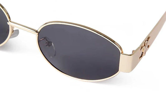 Mandotos retro metal frame pilot oval sunglasses for men and women with green lenses, vintage 90s style, UV protection.