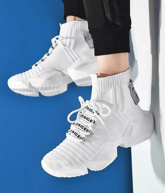 Mandotos men's large size sporty casual socks shoes with trendy design and comfortable fit, suitable for athletic and everyday wear.
