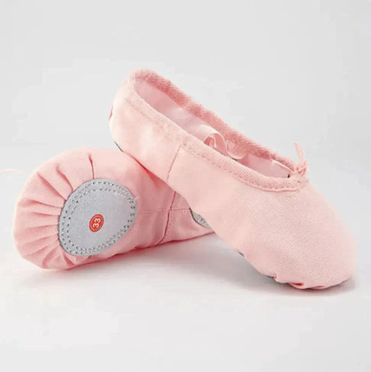 Mandotos men's soft sole exercise ballet shoes, ethnic dance shoes with cat claw design, suitable for art tests and dance performances.