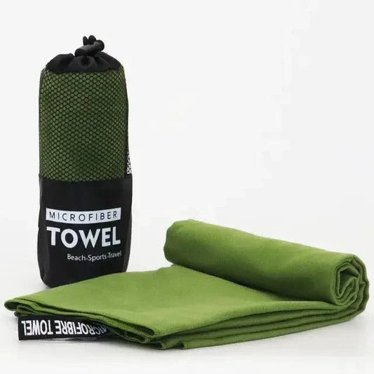 Mandotos Speedy Absorb Microfiber Towel spread out, showing its lightweight, quick-drying fabric ideal for travel and sports use.