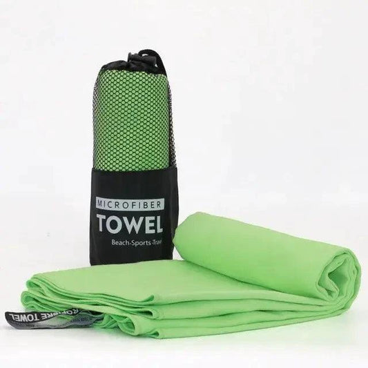 Mandotos Speedy Absorb Microfiber Towel laid flat, showcasing its soft, lightweight fabric and quick-drying features.