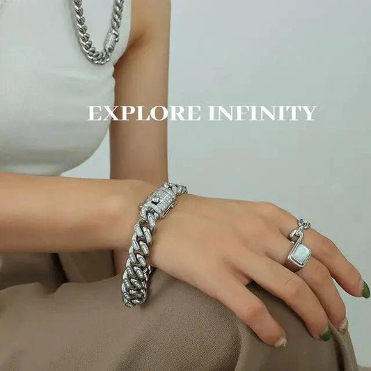 Mandotos TOSOKO 18K gold-plated Cuban chain set with sparkling zircon stones displayed on a white background.