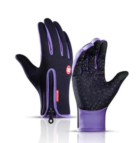 Mandotos WarmRide Touch Gloves in black, featuring touchscreen-friendly fingertips and soft, insulated fabric for cold weather comfort.