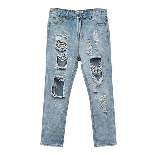 Mandotos women's summer oversized ripped cropped jeans with big distressed details, trendy K-style design, perfect for casual wear.
