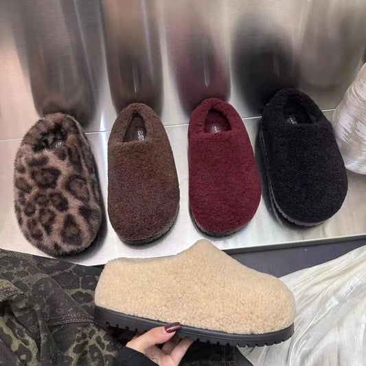 Women's retro fleece-lined platform shoes by MANDOTOS, featuring a chunky sole and vintage-inspired design.