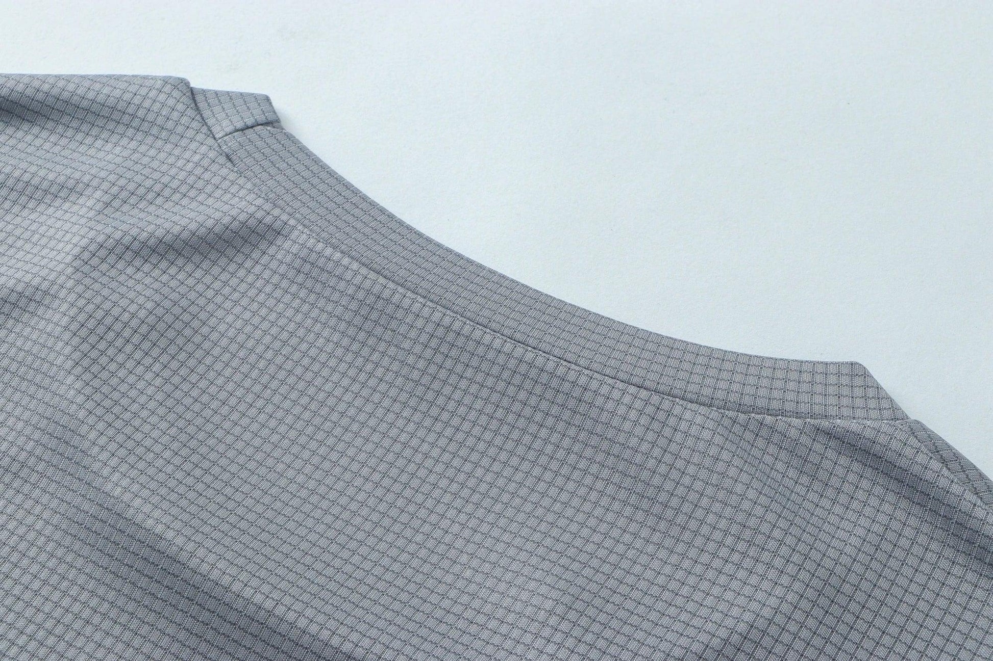 Men's Quick Dry Short Sleeve Gym Running Moisture Wicking Round Neck T-Shirt Training Exercise Gym Sport Shirt Tops Lightweight - MANDOTOS