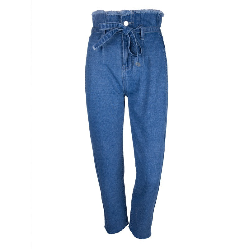 High-waisted blue denim jeans with tie belt and frayed waistband, stylish women's fashion