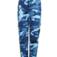 Blue camouflage cargo pants with elastic cuffs, stylish streetwear fashion
