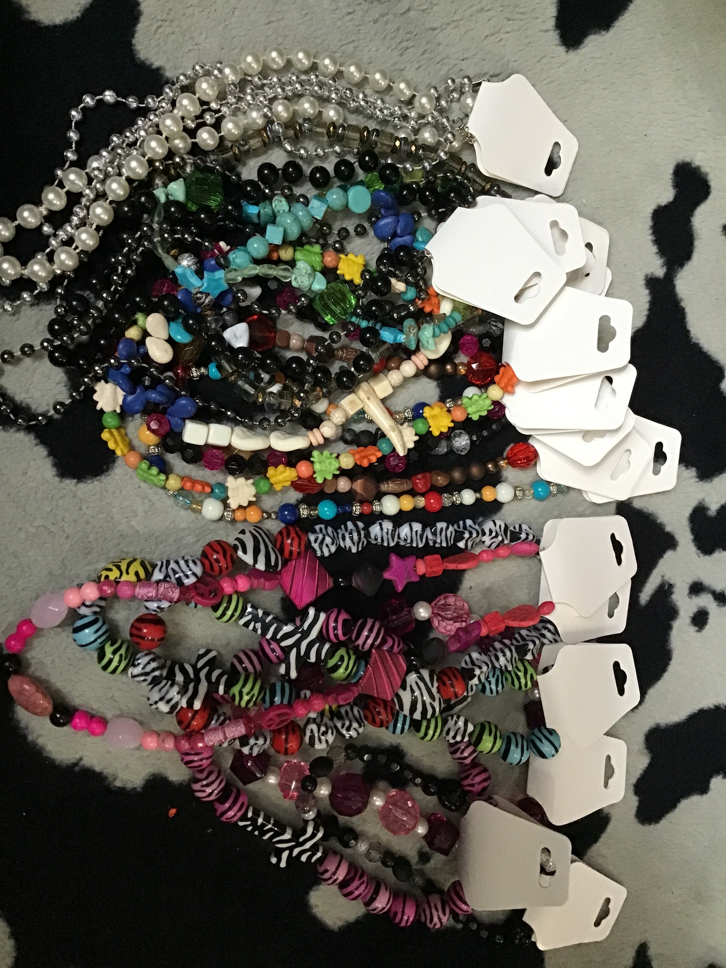 High-Quality Beaded Children's Necklaces: Stylish, Durable, and Safe for Kids -