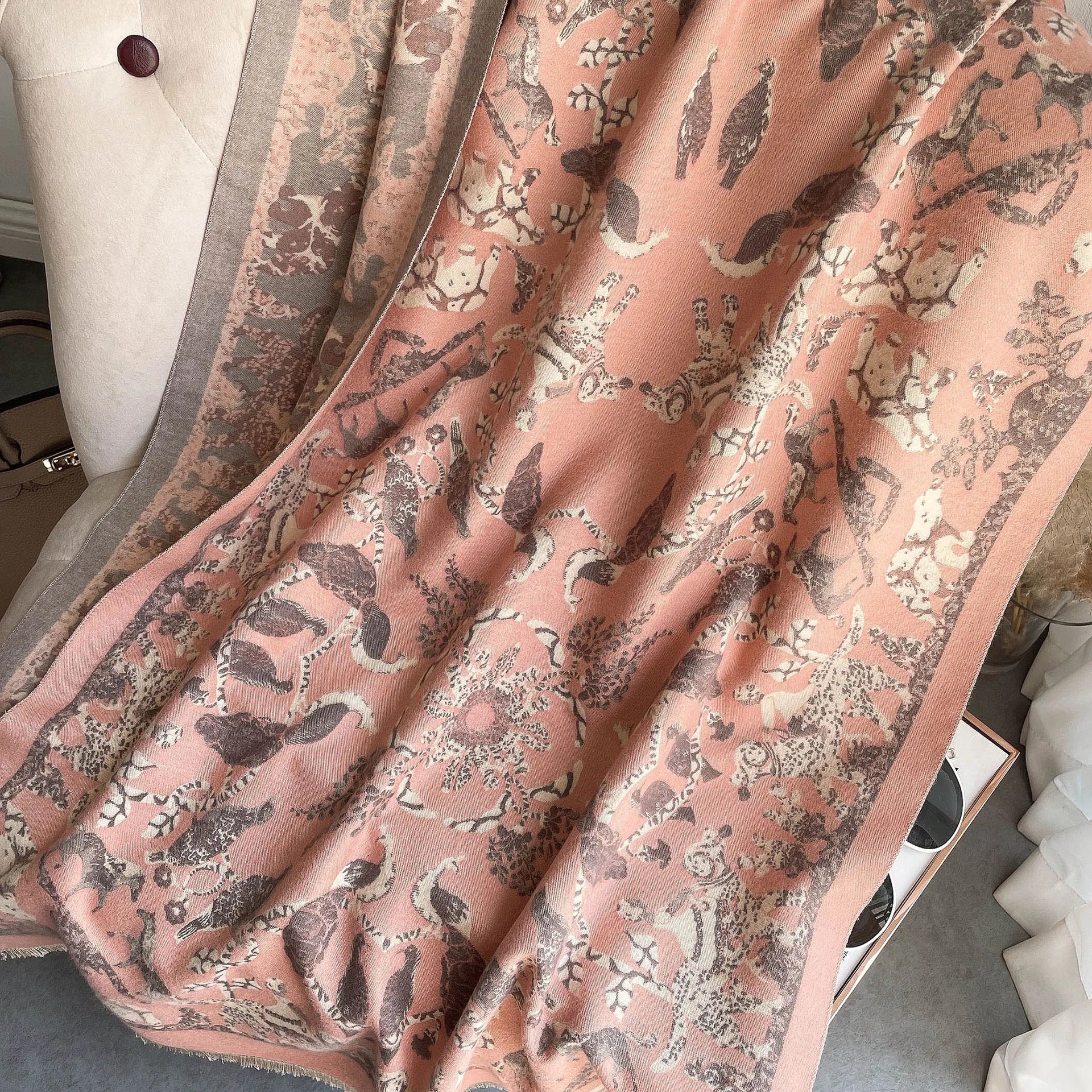 Luxurious Ethnic Cashmere Scarf - Double-Sided Charm - MANDOTOS