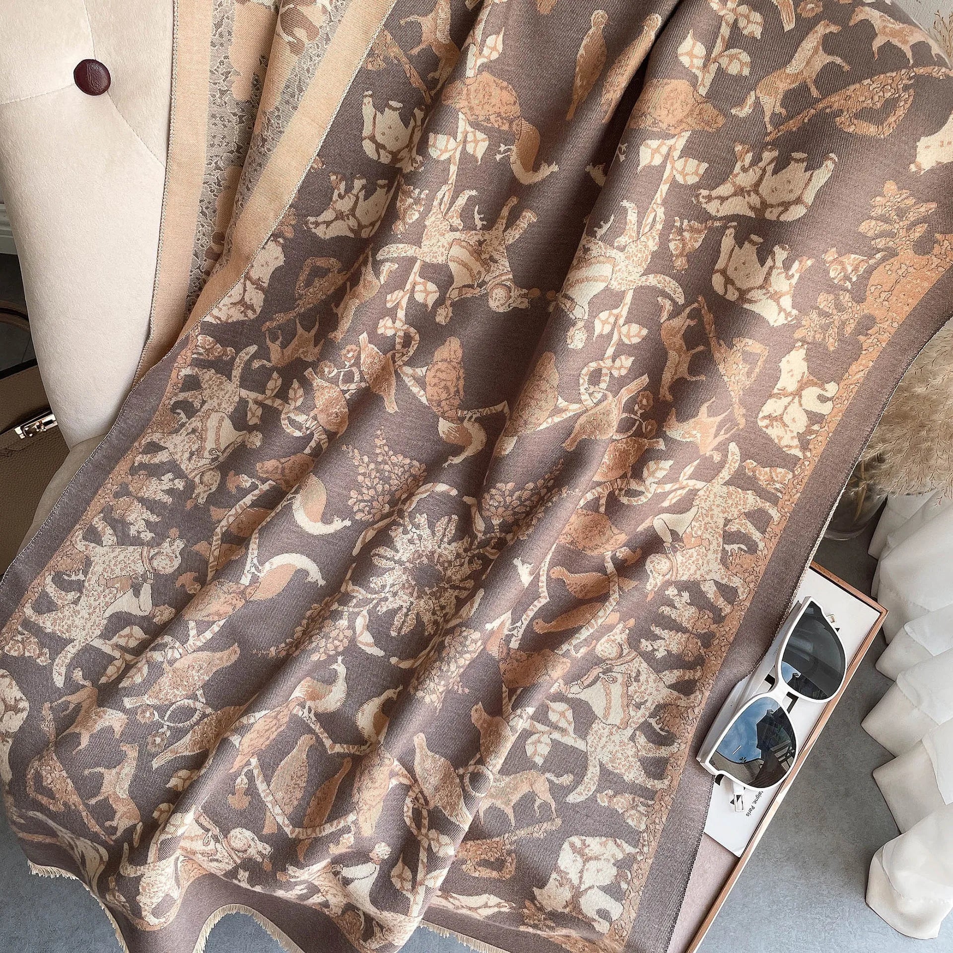 Luxurious Ethnic Cashmere Scarf - Double-Sided Charm - MANDOTOS