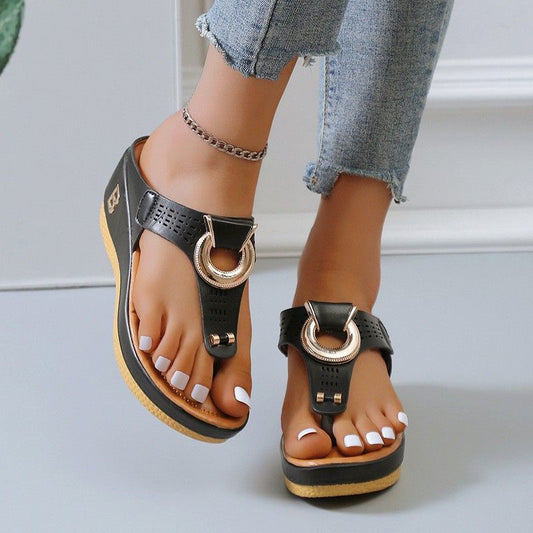 Chic Beach Thong Wedge Heel Sandals - MANDOTOS