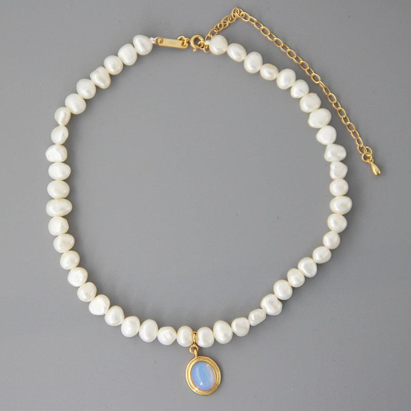 "Round Medal Pearl Necklace Irregular Pearl - MANDOTOS"