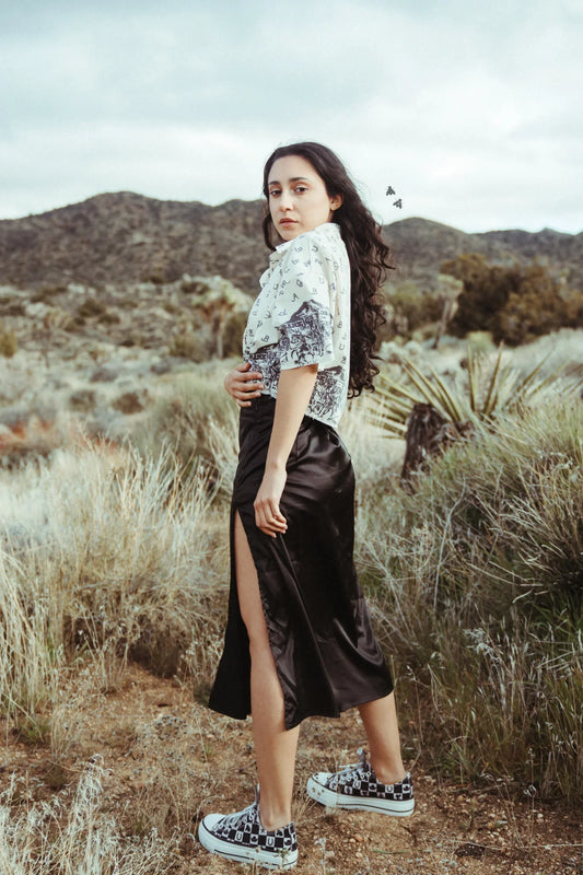 Satin Crown Skirt - Versatile style for every occasion -