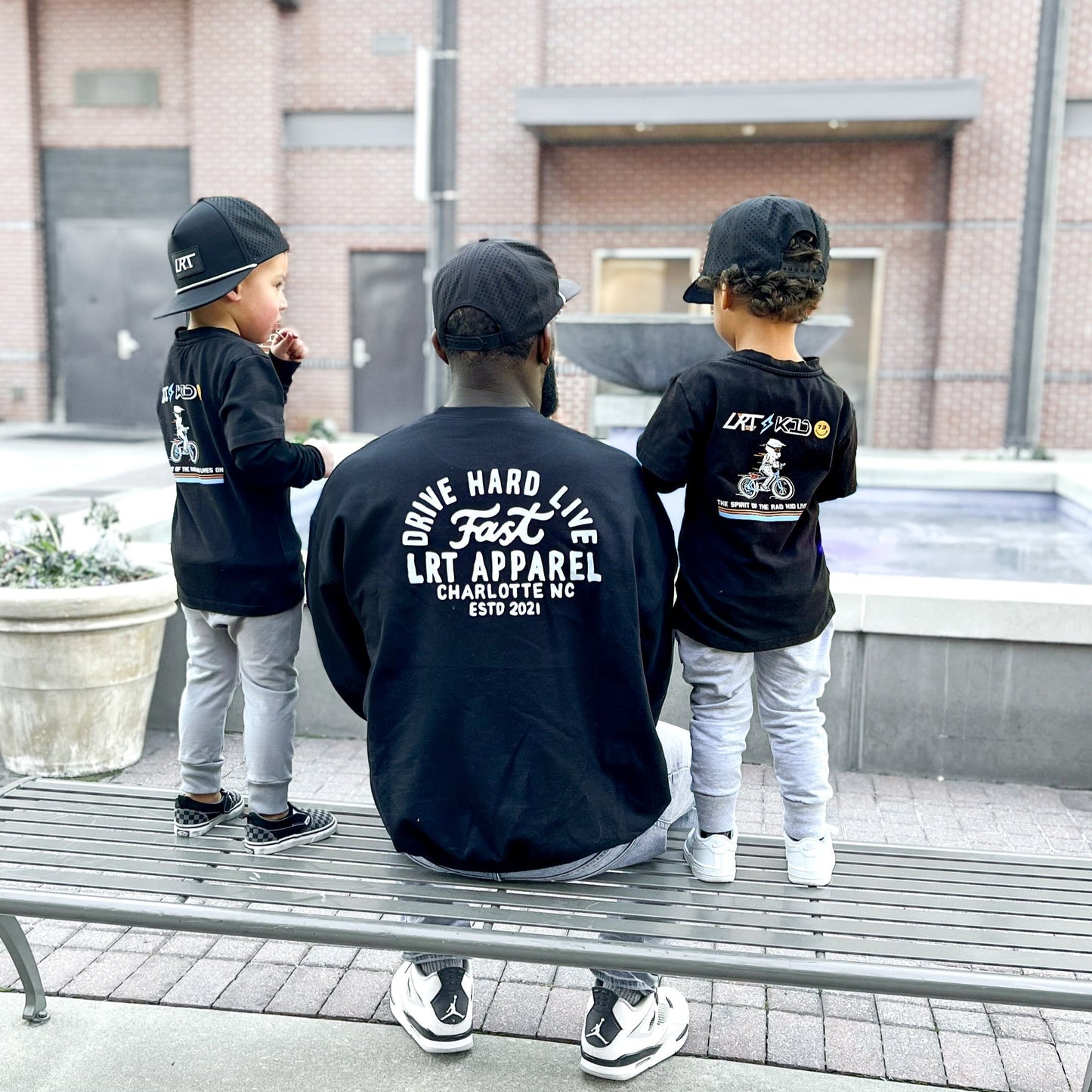 Apex Vintage Motorsport Crewneck: Classic Racing Style & Comfort - MANDOTOSShirts & Tops